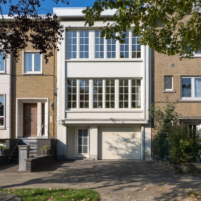 Basiscursus eutonie – de eerste stappen naar meer veerkracht en vreugde in je leven door je veilig en weldadig te verbinden met je lichaam Basiscursus eutonie – de eerste stappen naar meer veerkracht en vreugde in je leven door je veilig en weldadig te verbinden met je lichaam